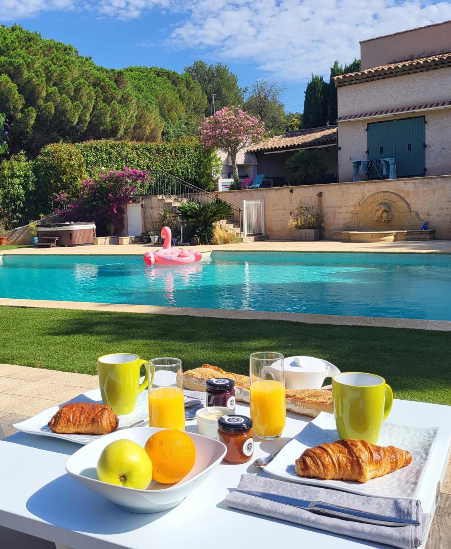 La Villa Romeo, Piscine Et Spa Sainte-Maxime Eksteriør bilde